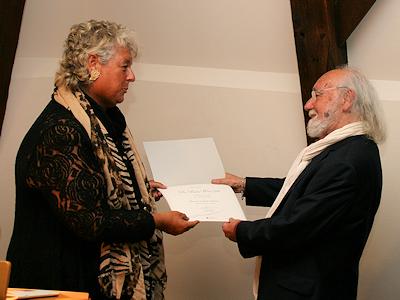 Remise du Prix Batty Weber par la Ministre de la Culture, Madame Maggy Nagel à Monsieur Lambert Schlechter