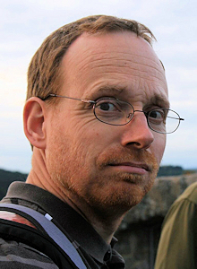 Eine "kleine Sprache", ihre Namen und die Herausforderung der Digitalisierung: Das Niedersorbische als slawische Minderheit am östlichen Rand des deutschen Sprachgebiets